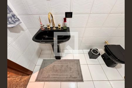 Casa para alugar com 309m², 3 quartos e 4 vagasLavabo