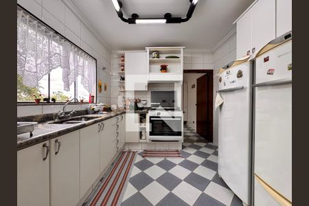 Casa para alugar com 309m², 3 quartos e 4 vagasCozinha