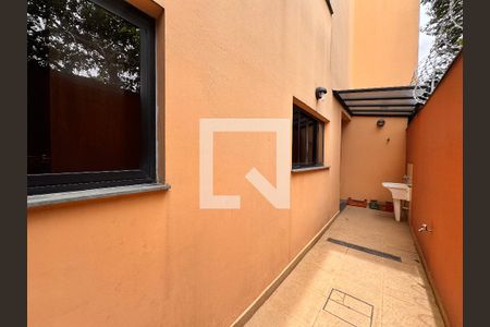 Casa para alugar com 309m², 3 quartos e 4 vagasQuintal e edicula  