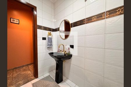 Casa para alugar com 309m², 3 quartos e 4 vagasLavabo