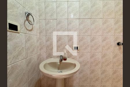 Casa para alugar com 309m², 3 quartos e 4 vagasBanheiro 2