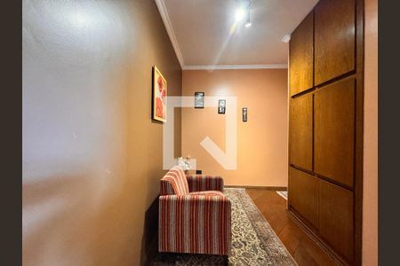 Casa para alugar com 309m², 3 quartos e 4 vagasHall entre os quartos 