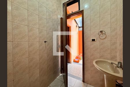 Casa para alugar com 309m², 3 quartos e 4 vagasBanheiro 2