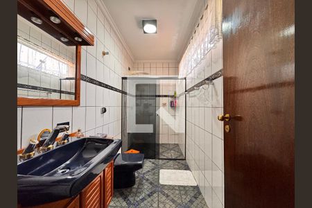 Casa para alugar com 309m², 3 quartos e 4 vagasBanheiro 