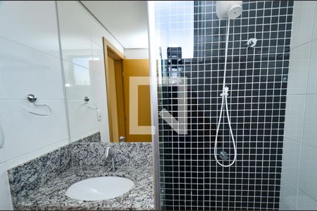 Apartamento para alugar com 55m², 2 quartos e 2 vagasBanheiro social