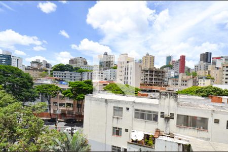 Apartamento para alugar com 55m², 2 quartos e 2 vagasVista