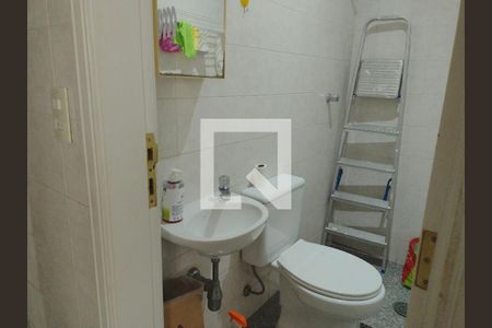 Apartamento à venda com 167m², 4 quartos e 3 vagasBanheiro de Serviço