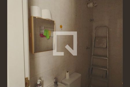 Apartamento à venda com 167m², 4 quartos e 3 vagasBanheiro de Serviço