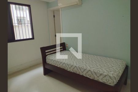 Apartamento à venda com 167m², 4 quartos e 3 vagasQuarto 3