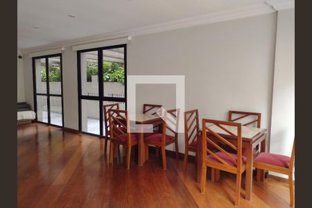 Apartamento à venda com 167m², 4 quartos e 3 vagasÁrea comum