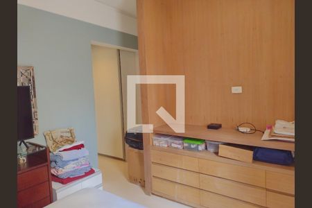 Apartamento à venda com 167m², 4 quartos e 3 vagasQuarto 5