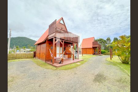 Casa para alugar com 55m², 1 quarto e 1 vagaÁrea externa