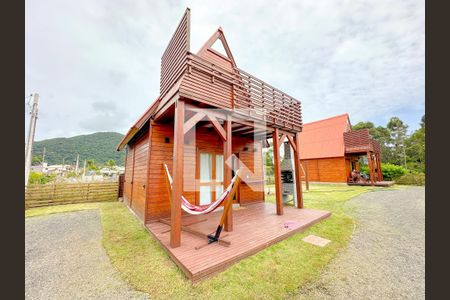 Casa para alugar com 55m², 1 quarto e 1 vagaFachada
