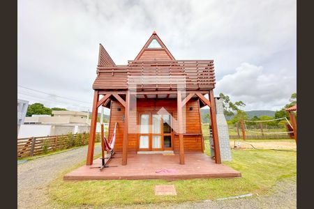 Casa para alugar com 55m², 1 quarto e 1 vagaFachada