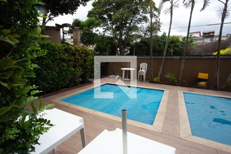 Apartamento à venda com 58m², 2 quartos e 1 vaga Apartamento à venda com 58m², 2 quartos e 1 vagaÁREA COMUM- PISCINA