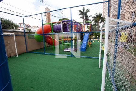 Apartamento à venda com 58m², 2 quartos e 1 vaga Apartamento à venda com 58m², 2 quartos e 1 vagaÁREA COMUM- CAMPO ESPORTIVO