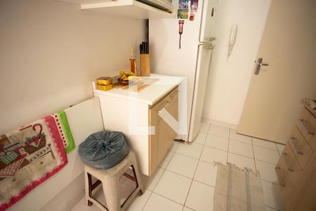 Apartamento à venda com 58m², 2 quartos e 1 vaga Apartamento à venda com 58m², 2 quartos e 1 vagaCOZINHA