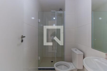 Banheiro de apartamento para alugar com 1 quarto, 24m² em Vila Prudente, São Paulo