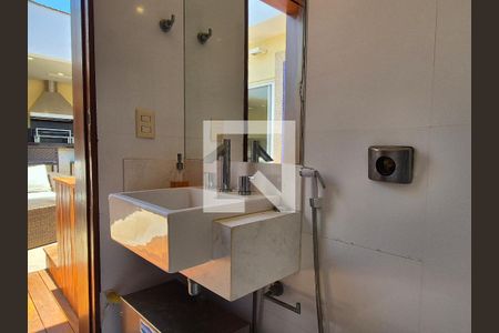 Apartamento para alugar com 250m², 4 quartos e 3 vagasBanheiro