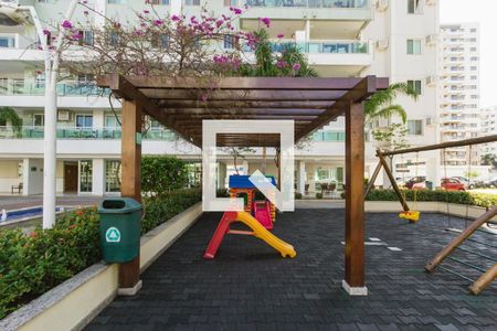 Apartamento à venda com 71m², 3 quartos e 1 vaga Apartamento à venda com 71m², 3 quartos e 1 vagaÁrea comum - Playground