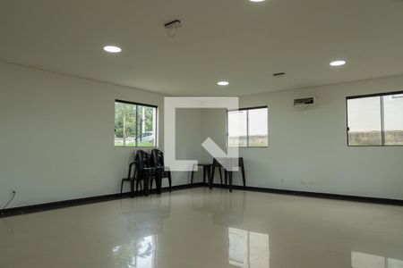 Apartamento para alugar com 47m², 2 quartos e 1 vaga Apartamento para alugar com 47m², 2 quartos e 1 vagaÁrea comum-Salão de festas