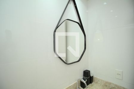 Apartamento para alugar com 49m², 2 quartos e 1 vaga Apartamento para alugar com 49m², 2 quartos e 1 vagaBanheiro