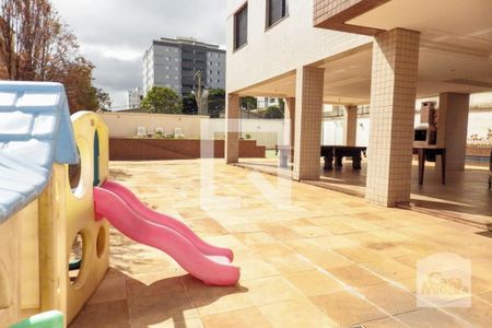 Apartamento à venda com 230m², 4 quartos e 3 vagasÁrea comum 