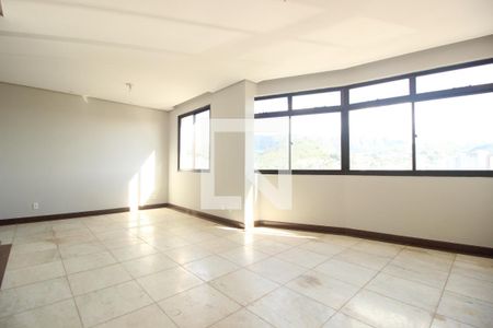 Apartamento à venda com 230m², 4 quartos e 3 vagasSala 