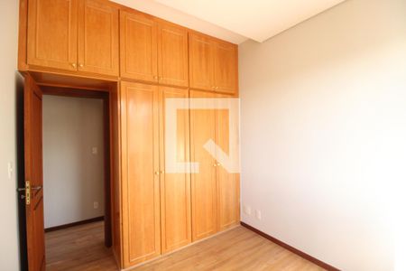 Apartamento à venda com 230m², 4 quartos e 3 vagasQuarto 