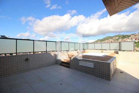 Apartamento à venda com 230m², 4 quartos e 3 vagasTerraço 