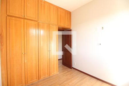 Apartamento à venda com 230m², 4 quartos e 3 vagasQuarto 