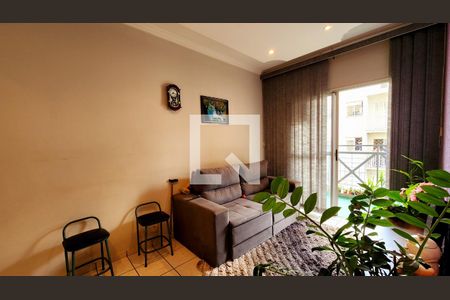 Apartamento à venda com 75m², 2 quartos e 2 vagasSala