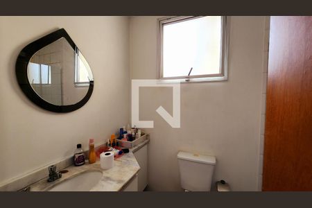 Apartamento à venda com 75m², 2 quartos e 2 vagasBanheiro da Suíte