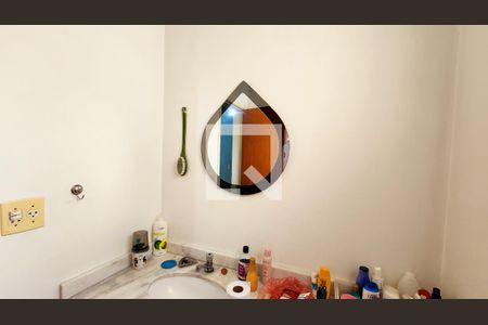Apartamento à venda com 75m², 2 quartos e 2 vagasBanheiro da Suíte