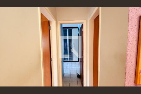 Apartamento à venda com 75m², 2 quartos e 2 vagasCorredor
