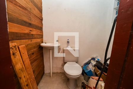 Casa à venda com 150m², 3 quartos e 2 vagas Casa à venda com 150m², 3 quartos e 2 vagasBanheiro de serviço