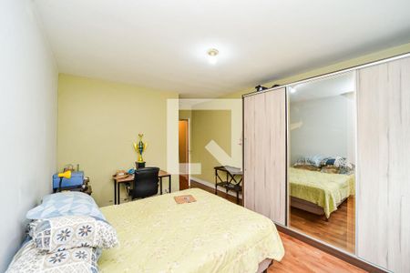 Casa à venda com 150m², 3 quartos e 2 vagas Casa à venda com 150m², 3 quartos e 2 vagasSuíte