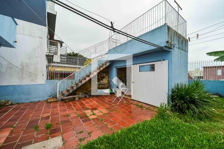 Casa à venda com 150m², 3 quartos e 2 vagas Casa à venda com 150m², 3 quartos e 2 vagasQuintal
