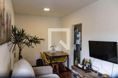 Sala de apartamento à venda com 3 quartos, 70m² em Buritis, Belo Horizonte