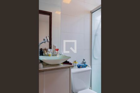 Banheiro da Suíte de apartamento à venda com 3 quartos, 70m² em Buritis, Belo Horizonte