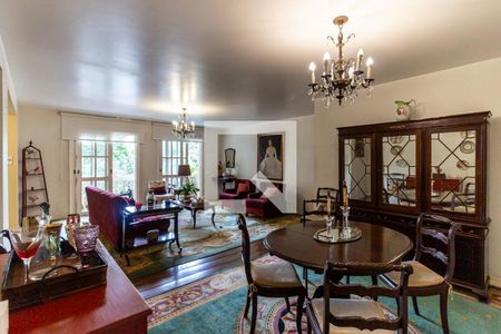 Apartamento à venda com 167m², 3 quartos e 1 vaga Apartamento à venda com 167m², 3 quartos e 1 vagaSala de Jantar