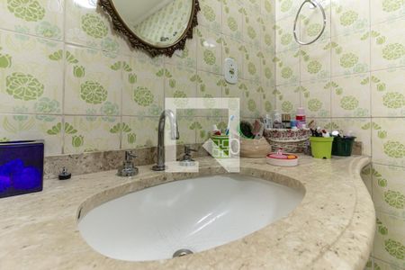 Apartamento à venda com 167m², 3 quartos e 1 vaga Apartamento à venda com 167m², 3 quartos e 1 vagaBanheiro da Suíte