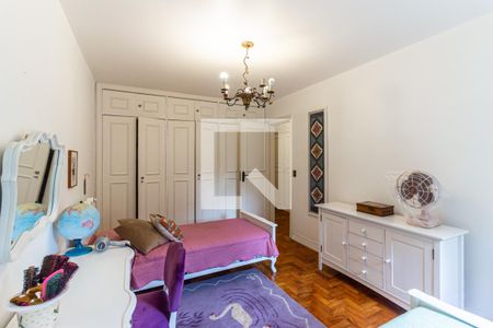 Apartamento à venda com 167m², 3 quartos e 1 vaga Apartamento à venda com 167m², 3 quartos e 1 vagaQuarto 2