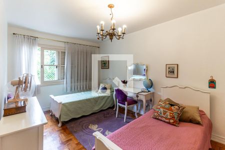 Apartamento à venda com 167m², 3 quartos e 1 vaga Apartamento à venda com 167m², 3 quartos e 1 vagaQuarto 2