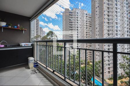 Varanda de apartamento para alugar com 2 quartos, 69m² em Vila Andrade, São Paulo
