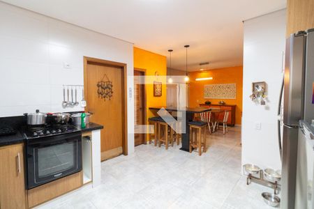 Casa à venda com 500m², 4 quartos e 4 vagasCozinha