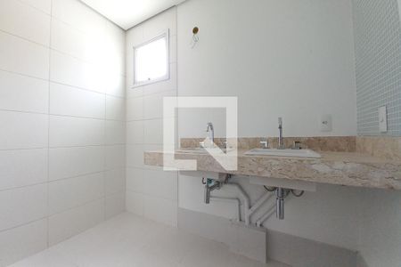 Apartamento à venda com 134m², 3 quartos e 2 vagasBanheiro da Suíte