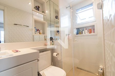 Apartamento à venda com 73m², 2 quartos e 2 vagasBanheiro da Suíte