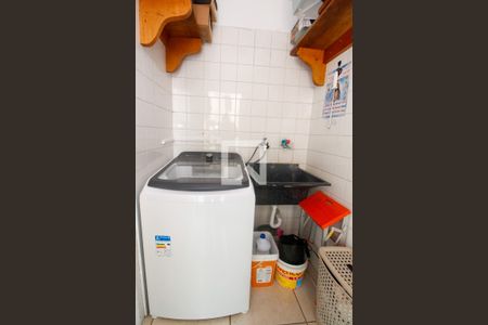 Apartamento à venda com 76m², 2 quartos e 1 vagaÁrea de Serviço