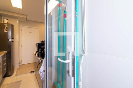 Apartamento à venda com 64m², 2 quartos e 1 vagaÁrea de Serviço